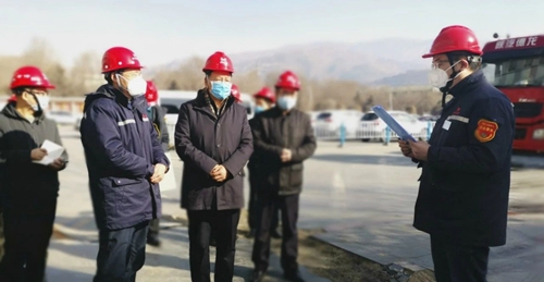 青海省委常委、省總工會主席馬吉孝到青海宜化調(diào)研慰問(圖1)