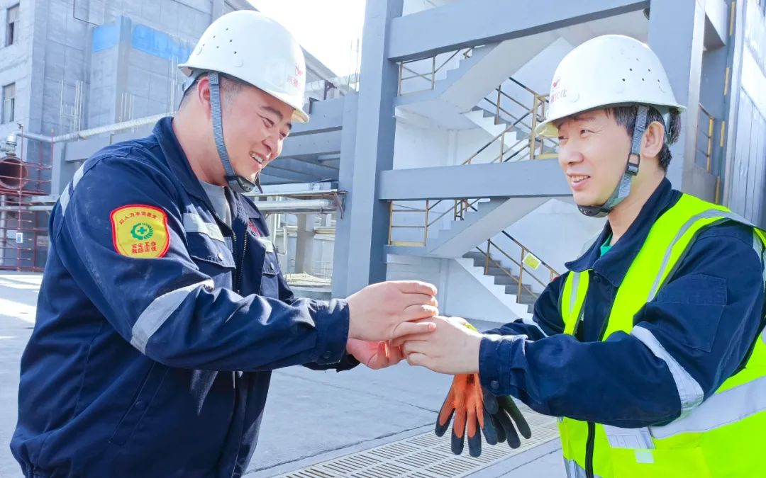 新疆宜化乙炔車間運(yùn)行一班：立足崗位強(qiáng)技能，凝心聚力創(chuàng)佳績(jī)(圖5)