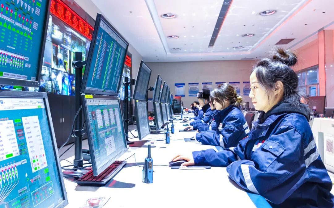 新疆宜化電石車間二一班：強化班組建設(shè)，筑牢基層基石(圖2)