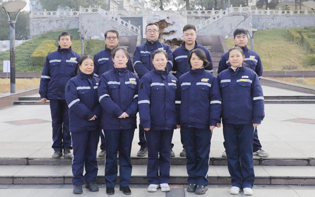 喜報(bào)！全國表彰，股份公司猇亭片區(qū)電解四班榜上有名！